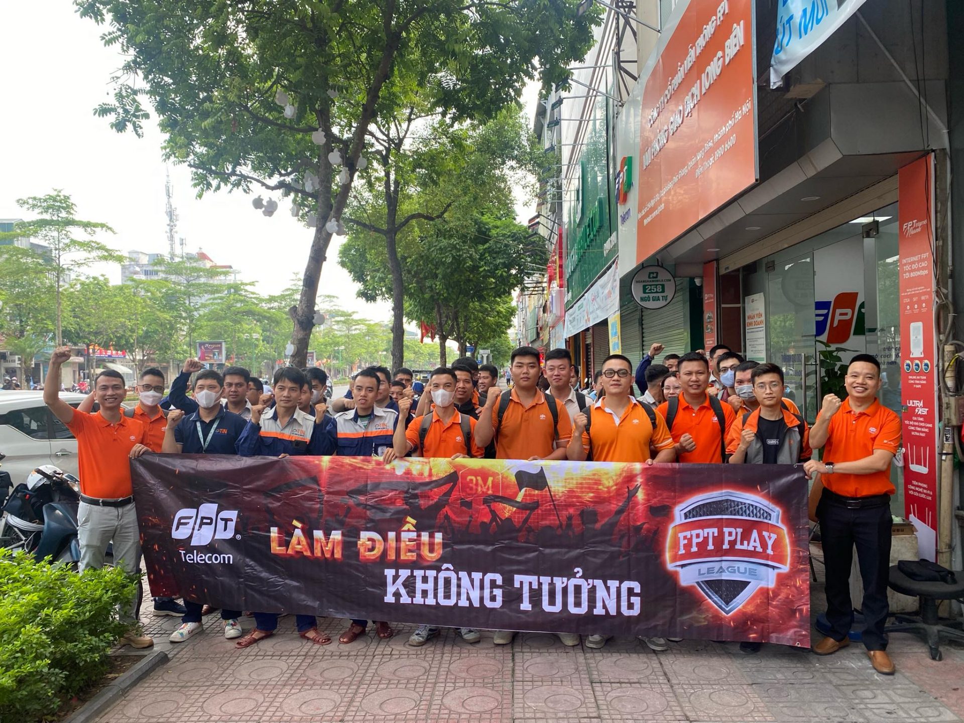 Lắp đặt mạng FPT Long Biên